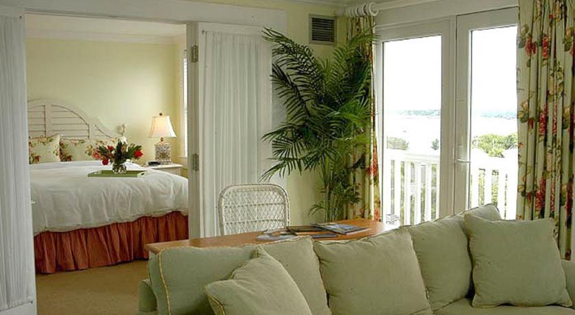 ויניארד הייבן Mansion House Inn חדר תמונה