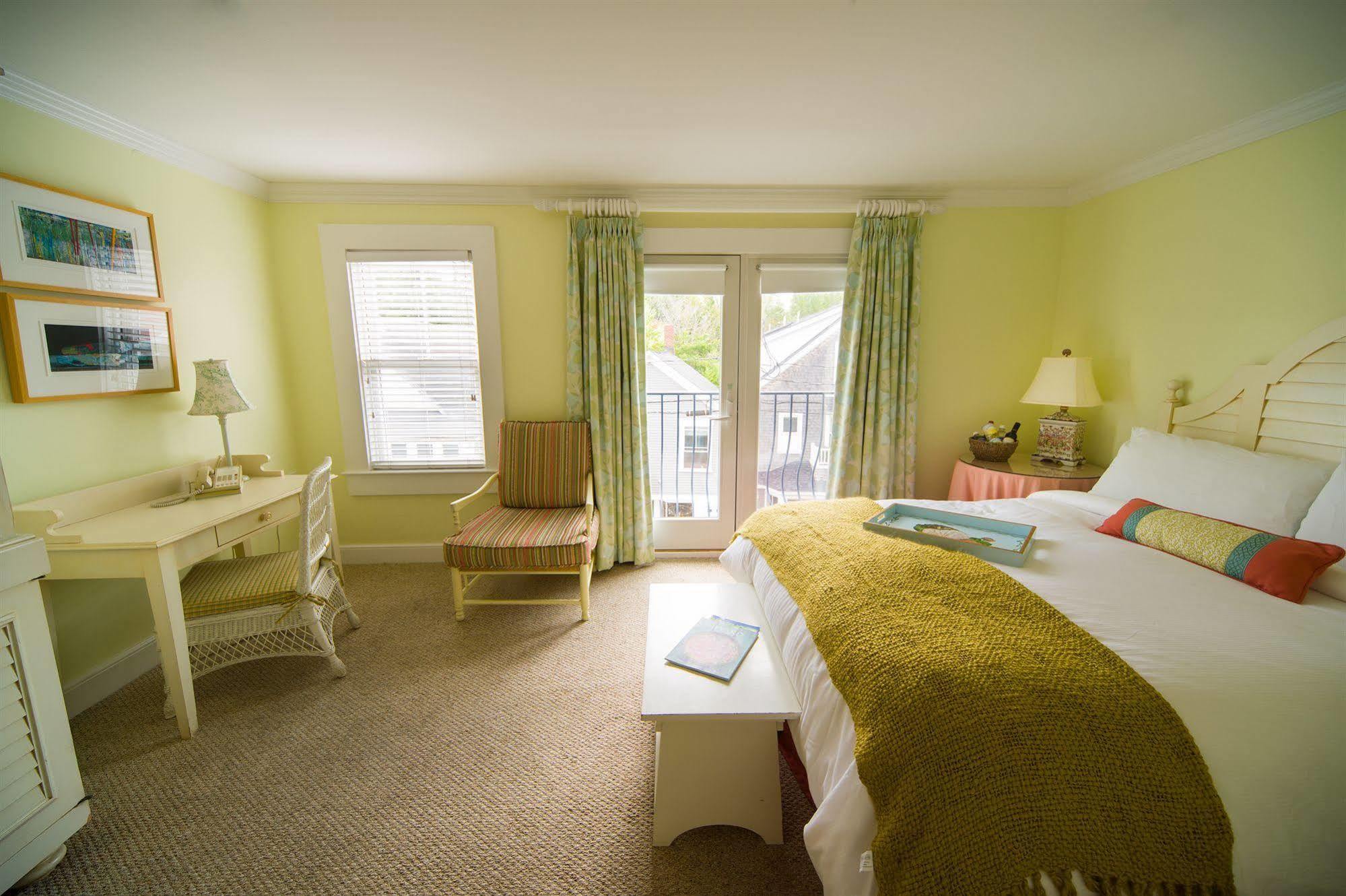 ויניארד הייבן Mansion House Inn מראה חיצוני תמונה