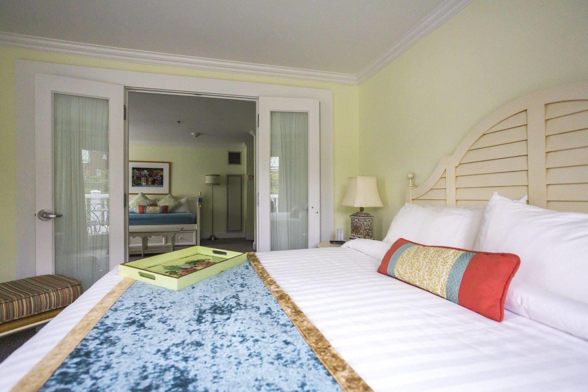 ויניארד הייבן Mansion House Inn מראה חיצוני תמונה